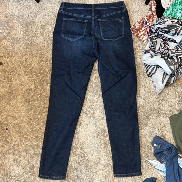 Jessica Simpson high rise skinny dark wash jean size 8 - Picture 2 of 7